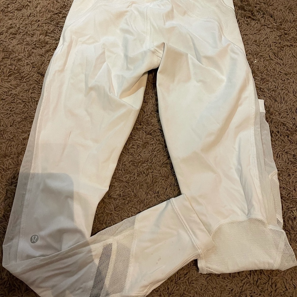 Lulu leggings size 6